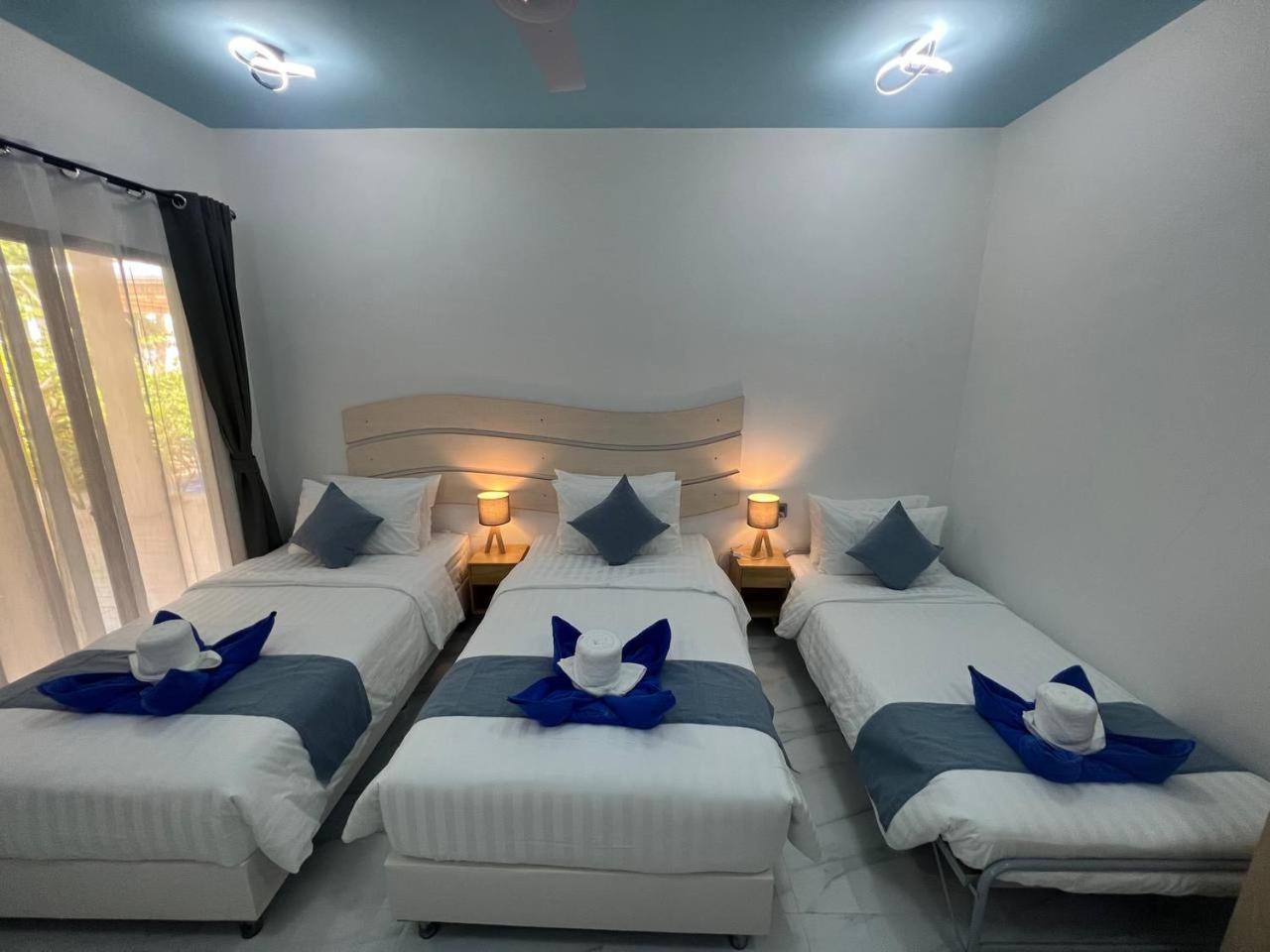 Infinity Beach Dhigurah Dhigurah  Exterior photo