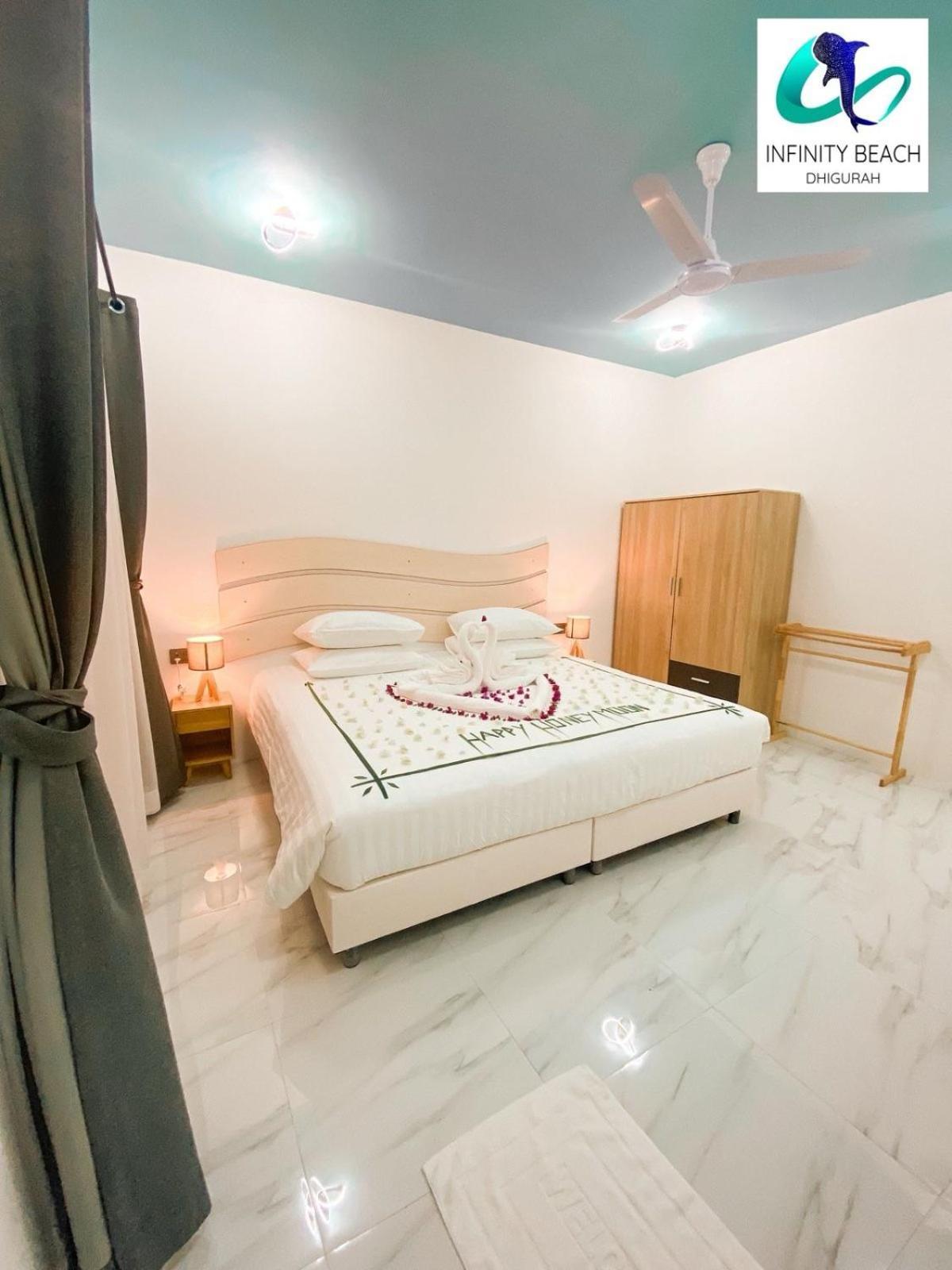 Infinity Beach Dhigurah Dhigurah  Exterior photo